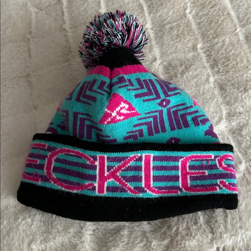 Ladies Winter Hat - Picture 6 of 6